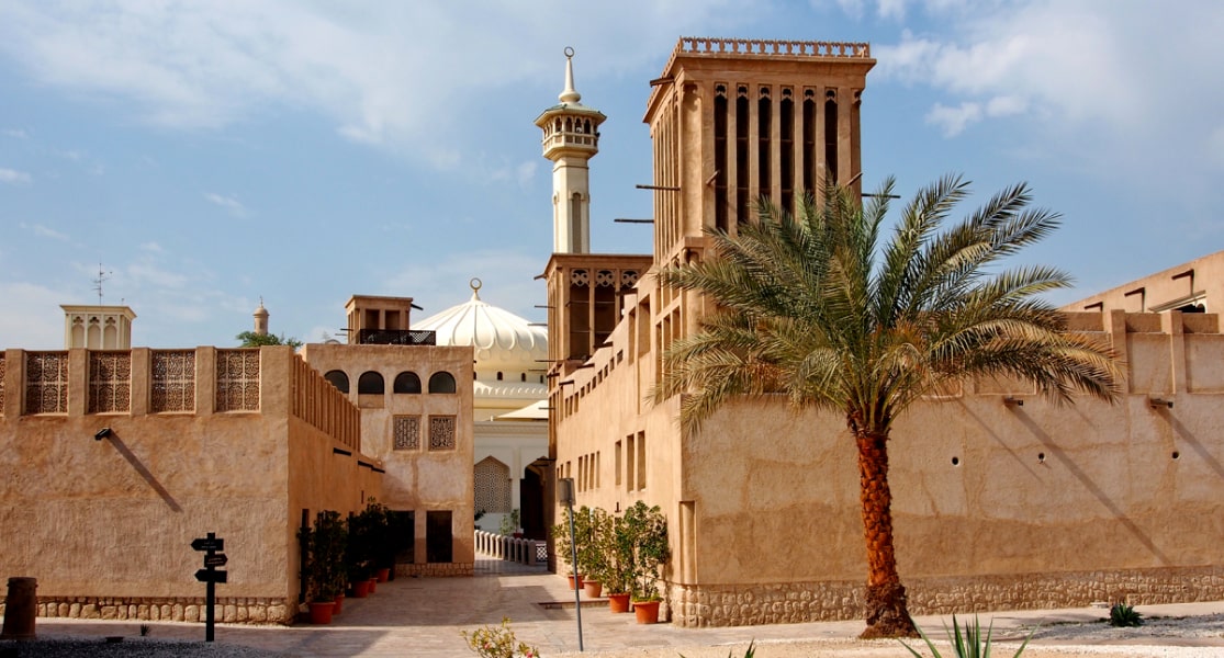 Geography and Architecture of Old Town Dubai 